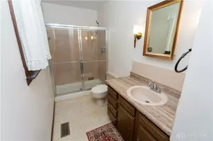 657 White Oak Dr, Springfield Twp, OH 45504 - Photo 19
