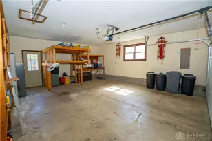 657 White Oak Dr, Springfield Twp, OH 45504 - Photo 37