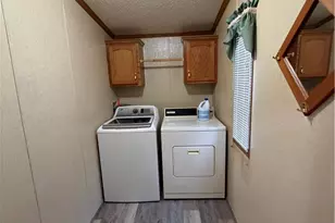 12209 Hartford Ave, Medway, OH 45341 - Photo 17