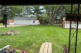 344 Greenacres Dr, Springfield, OH 45504 - Photo 3