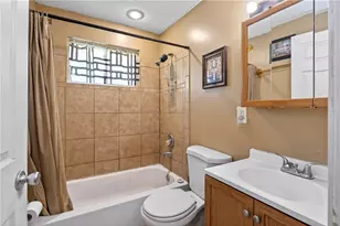 5926 Chambersburg Rd, Huber Heights, OH 45424 - Photo 13