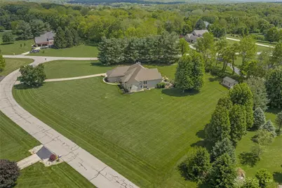 2811 River Edge Circle, Sugarcreek Twp, OH 45370 - Photo 55
