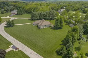 2811 River Edge Cir, Sugarcreek Twp, OH 45370 - Photo 55