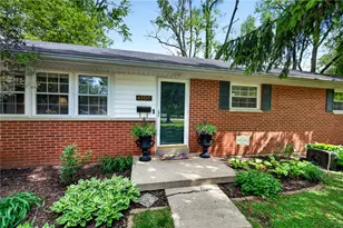 4200 Sugarcreek Dr, Bellbrook, OH 45305 - Photo 3