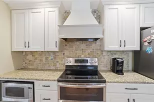 1832 Burgundy Ln, Washington Twp, OH 45459 - Photo 29