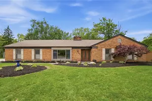 1832 Burgundy Ln, Washington Twp, OH 45459 - Photo 7