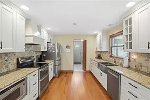 1832 Burgundy Ln, Washington Twp, OH 45459 - Photo 23