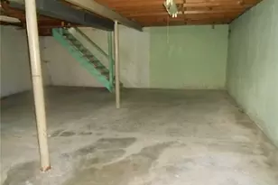 327 Reichard Dr, Vandalia, OH 45377 - Photo 25