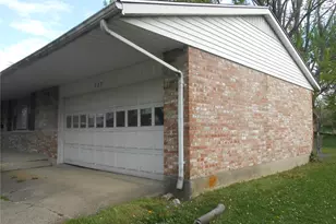 327 Reichard Dr, Vandalia, OH 45377 - Photo 7