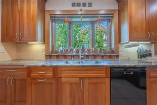 158 E Dixon Ave, Oakwood, OH 45419 - Photo 17