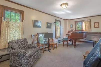 158 E Dixon Avenue, Oakwood, OH 45419 - Photo 7