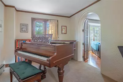 158 E Dixon Avenue, Oakwood, OH 45419 - Photo 9