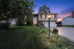 4199 White Hawk Ct, Beavercreek, OH 45430 - Photo 5