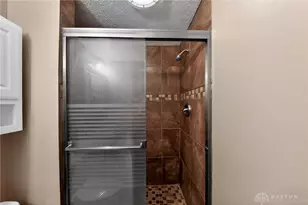 4199 White Hawk Ct, Beavercreek, OH 45430 - Photo 29