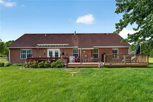 4996 Shannon Ave, Bethel Twp, OH 45504 - Photo 11