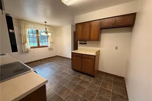 2272 Whispering Willow Cir, Kettering, OH 45440 - Photo 13