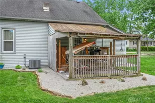 24 N Limestone St, Jamestown Vlg, OH 45335 - Photo 25