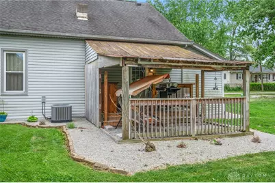 24 N Limestone Street, Jamestown Vlg, OH 45335 - Photo 25