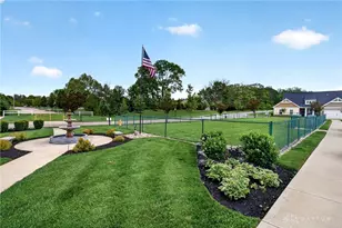 647 Angler Ct, Beavercreek, OH 45430 - Photo 25