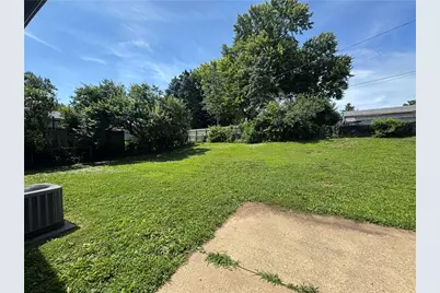 1218 Rona Parkway Drive, Fairborn, OH 45324 - Photo 25