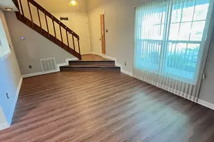 1094 Foxshire Pl, Washington Twp, OH 45458 - Photo 5