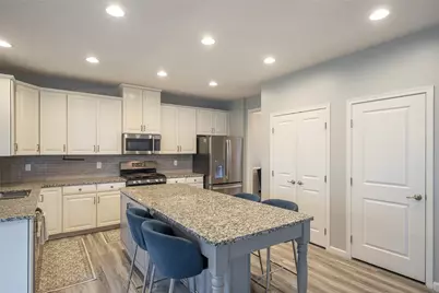 433 Buckingham Place, Beavercreek Twp, OH 45385 - Photo 9