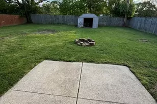 2077 Pueblo Dr, Xenia, OH 45385 - Photo 11