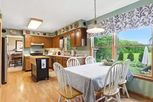 195 Finsbury, Troy, OH 45373 - Photo 17