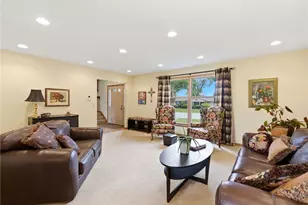 195 Finsbury, Troy, OH 45373 - Photo 9