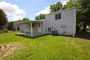 5917 Summersweet Dr, Clayton, OH 45315 - Photo 5