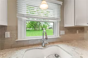 454 Shirley Ann Dr, Centerville, OH 45458 - Photo 25