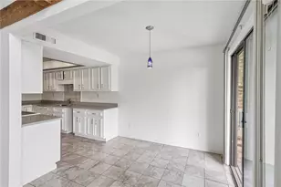 1924 Washington South Dr, Washington Twp, OH 45458 - Photo 11
