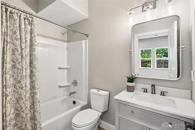 3906 Edwards Road #C, Cincinnati, OH 45209 - Photo 9