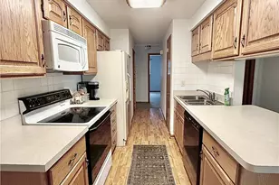 918 Hile Ln, Englewood, OH 45322 - Photo 5