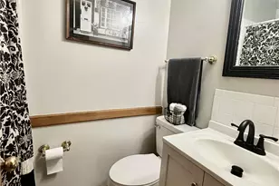 918 Hile Ln, Englewood, OH 45322 - Photo 3