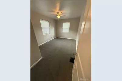 420 E Siebenthaler Avenue, Dayton, OH 45405 - Photo 9