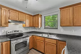 8774 Cheers Cir, Huber Heights, OH 45424 - Photo 13