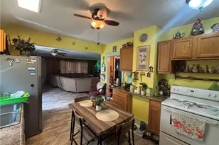 150 S Kensington Pl, Springfield, OH 45504 - Photo 5
