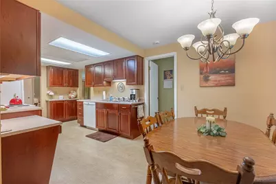 1180 Heathshire Drive, Centerville, OH 45459 - Photo 9