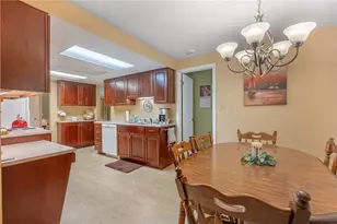 1180 Heathshire Dr, Centerville, OH 45459 - Photo 9