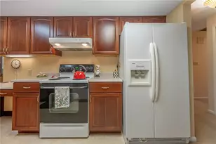 1180 Heathshire Dr, Centerville, OH 45459 - Photo 13