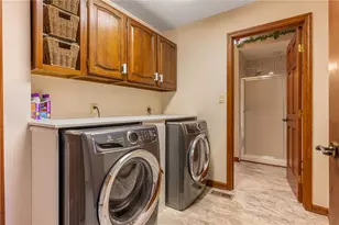 1953 Loma Linda Ln, Washington Twp, OH 45459 - Photo 23