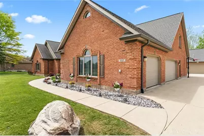 1537 Meadowlands Drive, Fairborn, OH 45324 - Photo 3