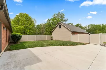 1537 Meadowlands Drive, Fairborn, OH 45324 - Photo 77