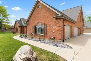 1537 Meadowlands Dr, Fairborn, OH 45324 - Photo 3