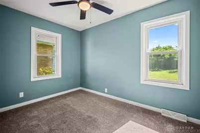 852 Princeton Avenue, Fairborn, OH 45324 - Photo 11