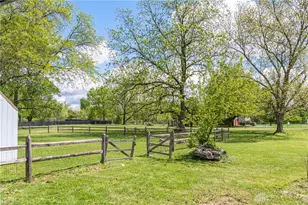 6780 Brantford Rd, Butler Twp, OH 45414 - Photo 47
