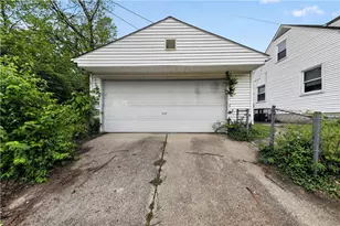 4545 Greenwich Village Ave, Dayton, OH 45406 - Photo 9