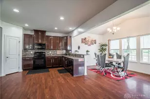 512 Reading Rd, Dayton, OH 45404 - Photo 9