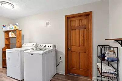 181 E Main Street, Enon Vlg, OH 45323 - Photo 21